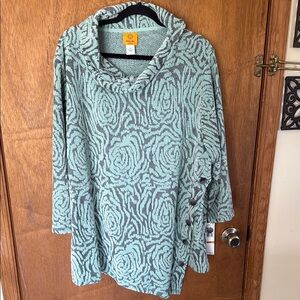 Ruby Rd. Green and Gray Oversized 3/4 Sleeve Top